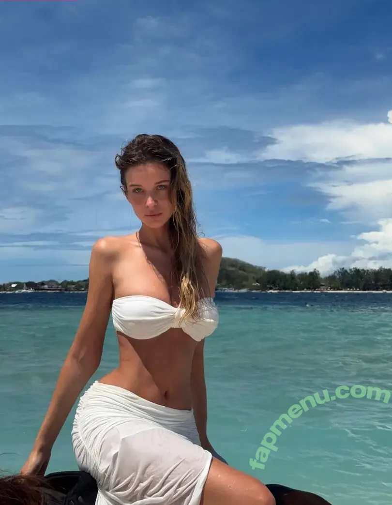 Dasha Boyko nude photo #0217 (dashaboyko_)