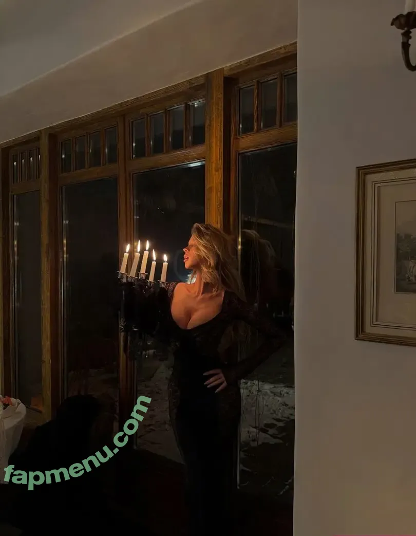 Dasha Boyko nude photo #0305 (dashaboyko_)