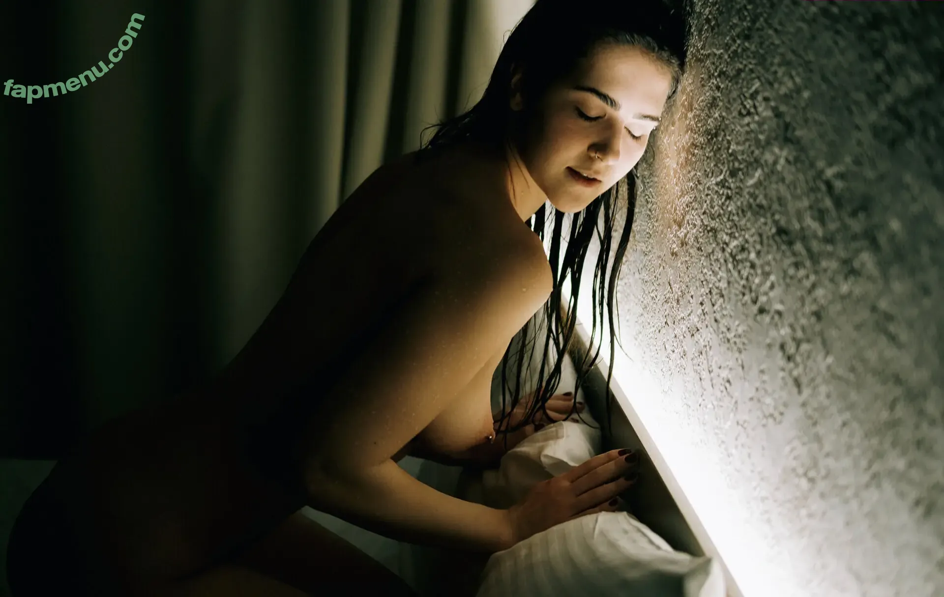 Dasha Darbandi nude photo #0113 (Darya / ddarbandi)