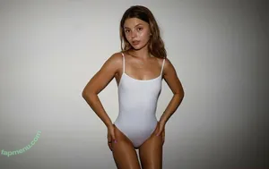 Dasha Komarova / Darya Komarova / Odarka Komarova / dasha_komarova / odarochka nude photo #0084