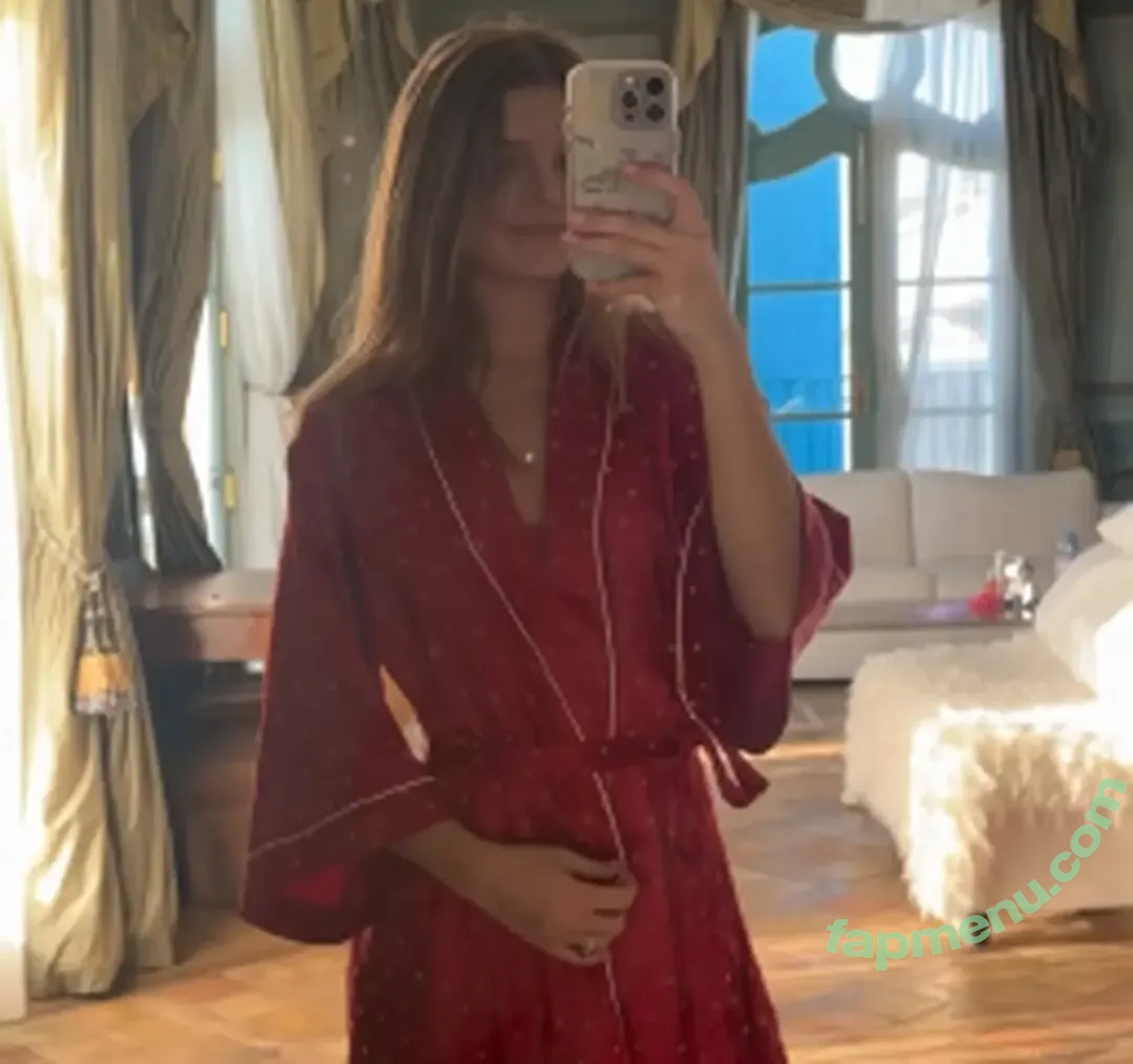 Dasha Komarova nude photo #0120 (Darya Komarova / Odarka Komarova / dasha_komarova / odarochka)