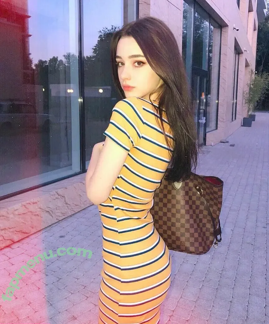 Dasha Taran nude photo #0112 (taaarannn / tarankaaa)