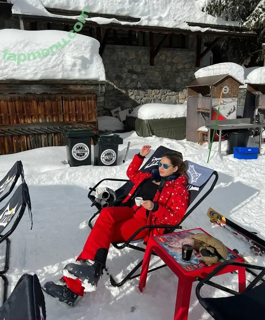 Dasha nude photo #0145 (Crybaby1610 / crybaby16 / dasha.queen / dashagolf / urbabydasha)