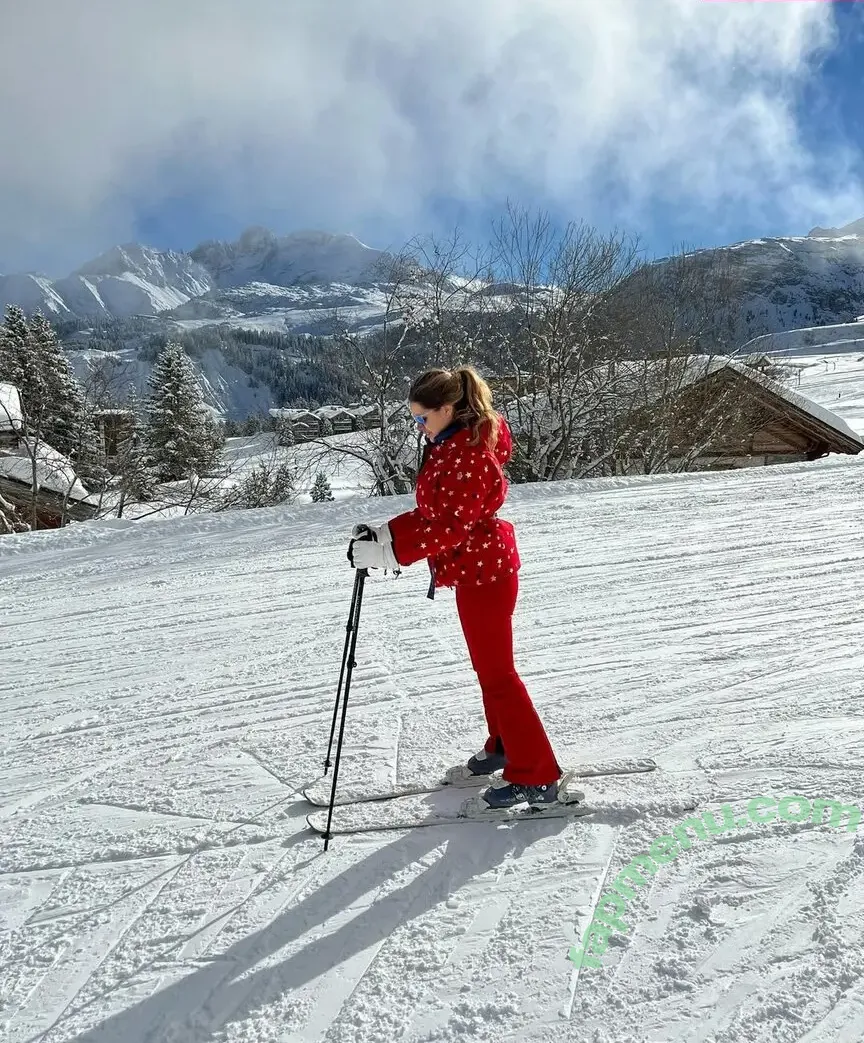 Dasha nude photo #0146 (Crybaby1610 / crybaby16 / dasha.queen / dashagolf / urbabydasha)