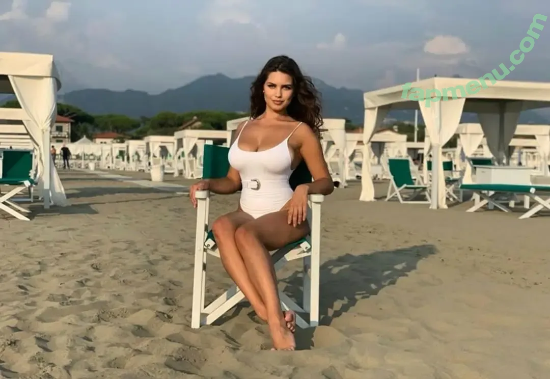 Dasha nude photo #0159 (Crybaby1610 / crybaby16 / dasha.queen / dashagolf / urbabydasha)