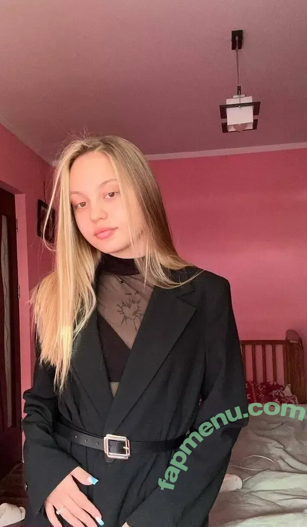 dashenka18 nude photo #0125 (dasha_dasha_18_)