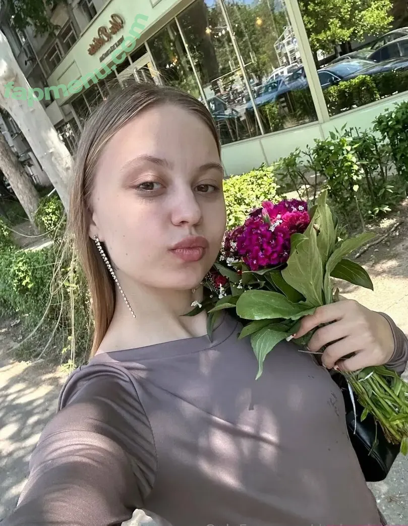 dashenka18 nude photo #0139 (dasha_dasha_18_)