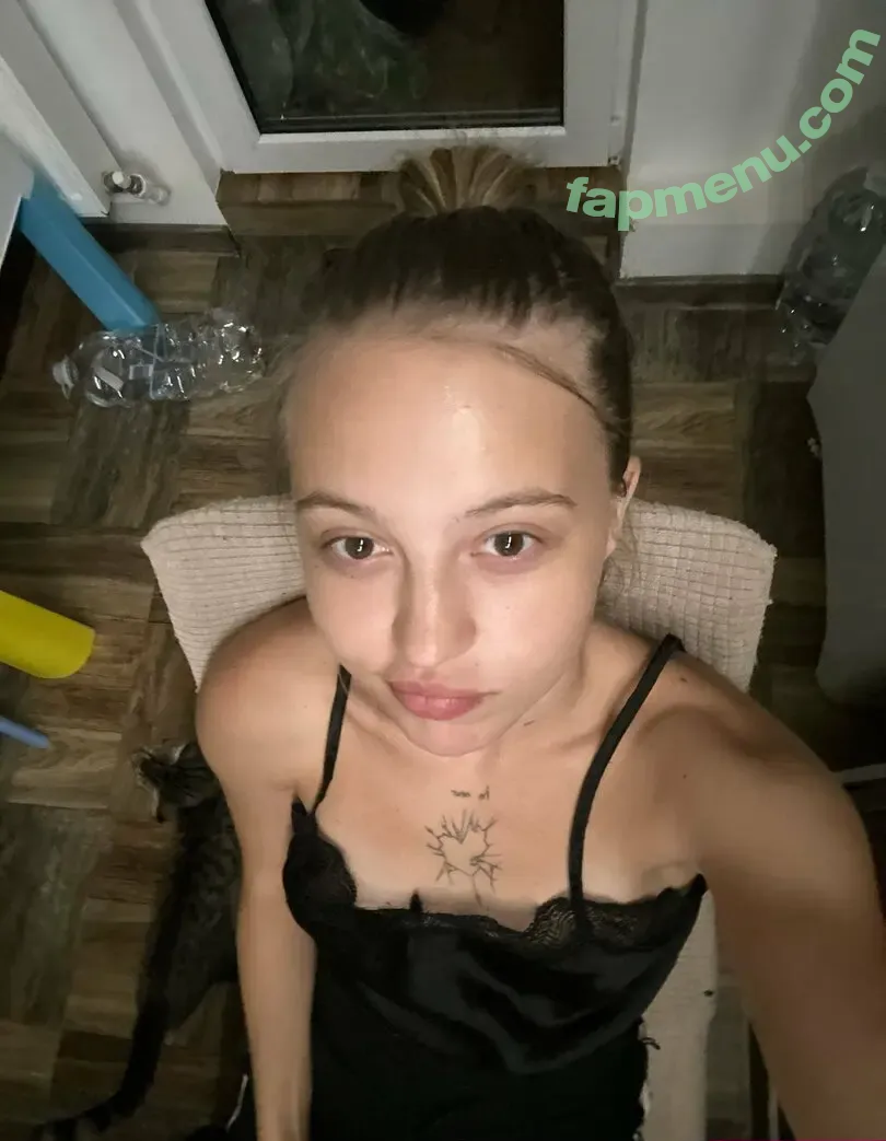 dashenka18 nude photo #0160 (dasha_dasha_18_)