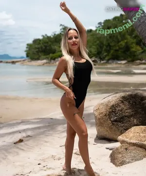 Dating Naked / u268265547 / zoey.saflekou nude photo #0004