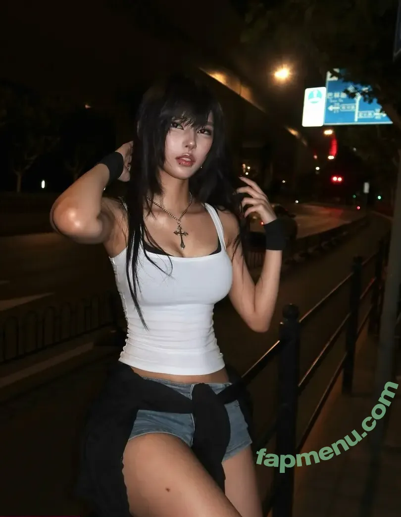 Daturakisses nude photo #0250 (Sacha Wang)