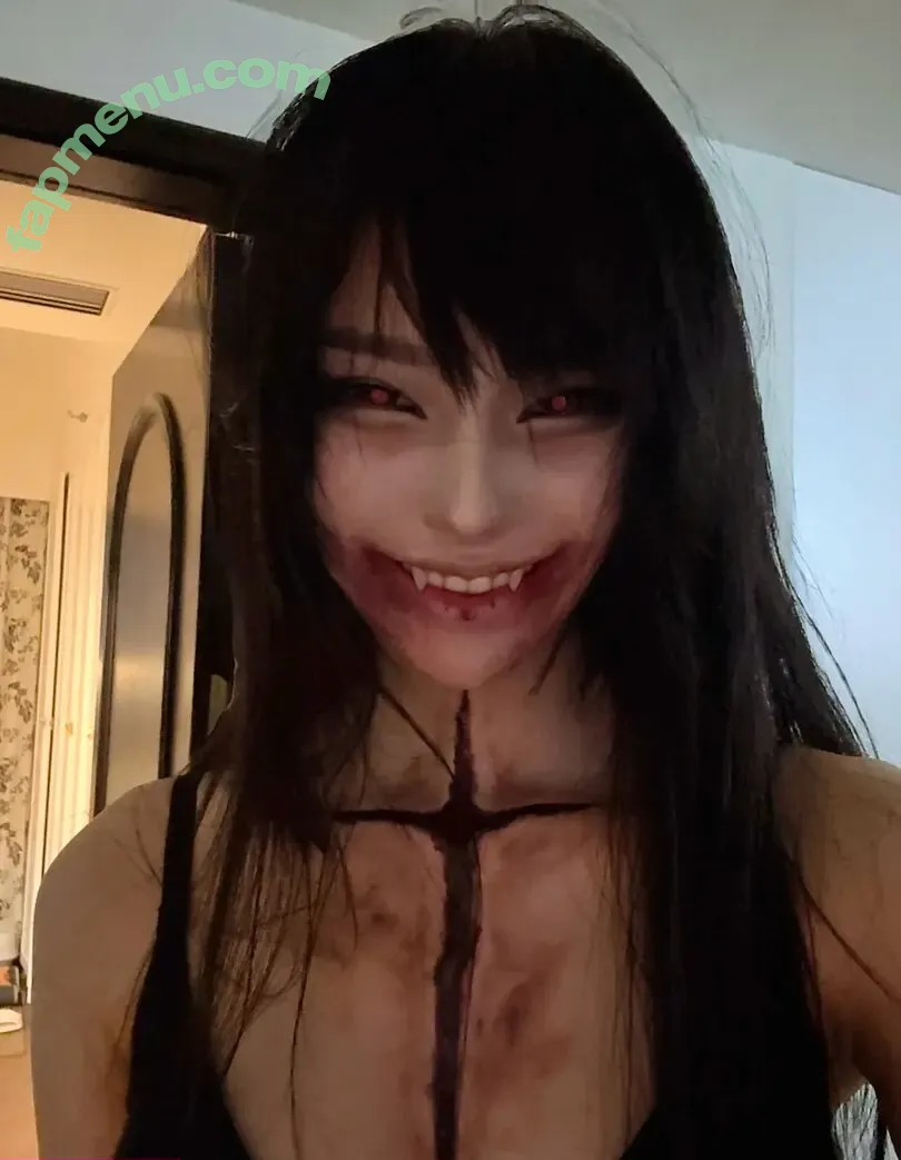 Daturakisses nude photo #0278 (Sacha Wang)