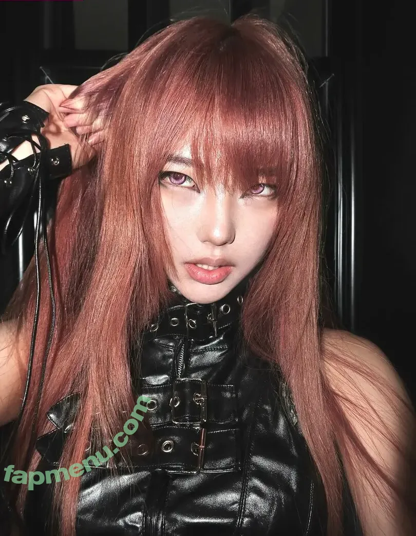 Daturakisses nude photo #0294 (Sacha Wang)