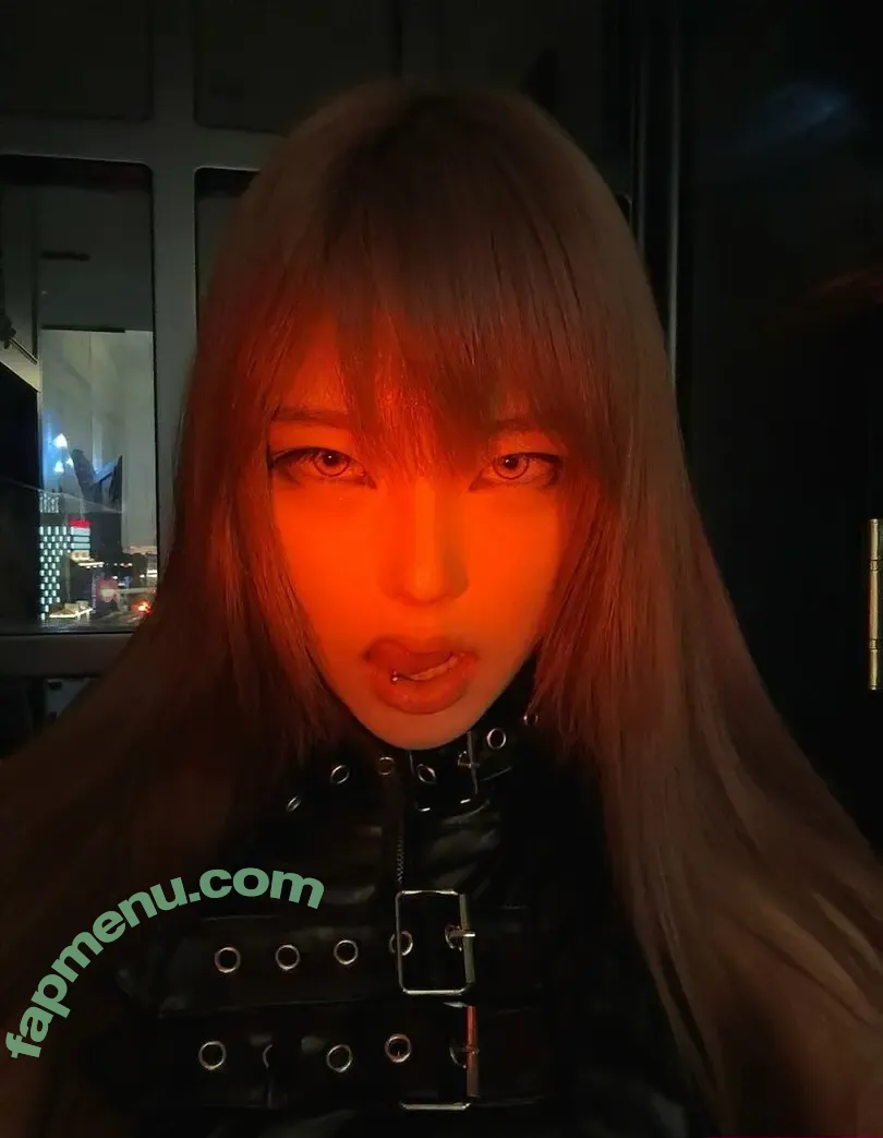 Daturakisses nude photo #0300 (Sacha Wang)