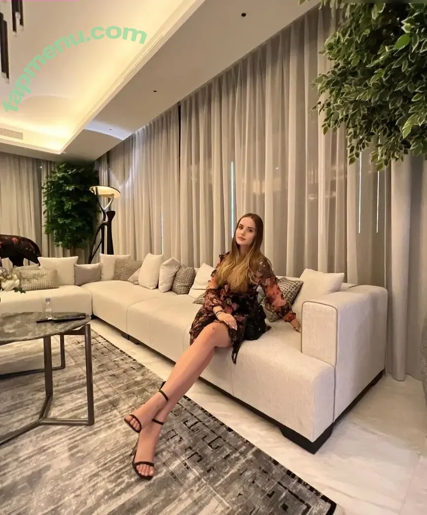 Davina Geiss nude photo #0012 (davina_geiss / davinageiss / the_real_davina_geiss)