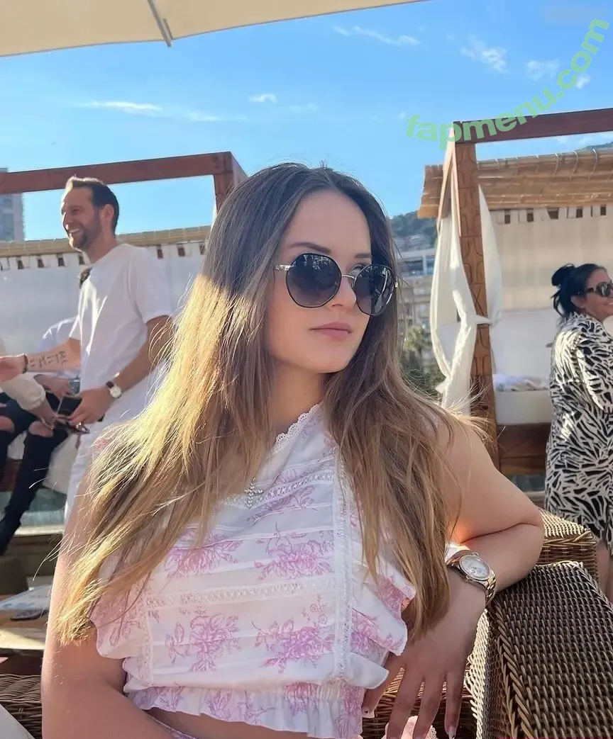 Davina Geiss nude photo #0017 (davina_geiss / davinageiss / the_real_davina_geiss)