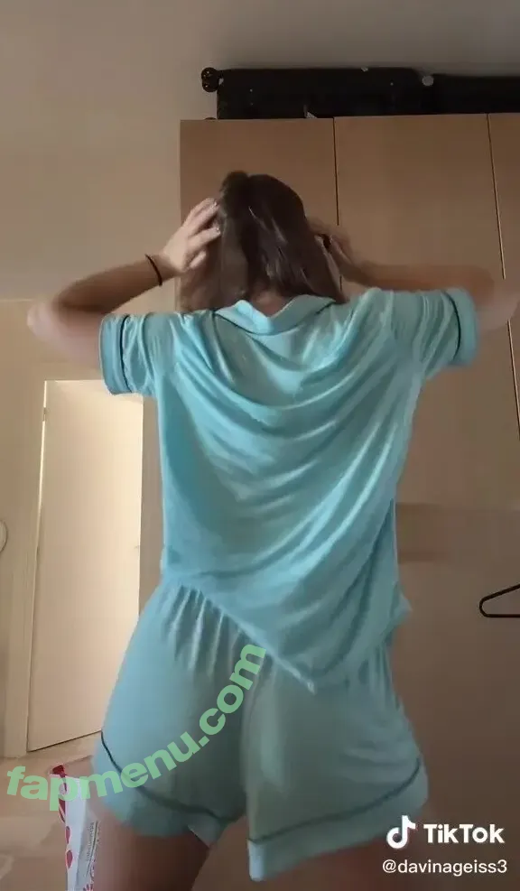 Davina Geiss nude photo #0047 (davina_geiss / davinageiss / the_real_davina_geiss)