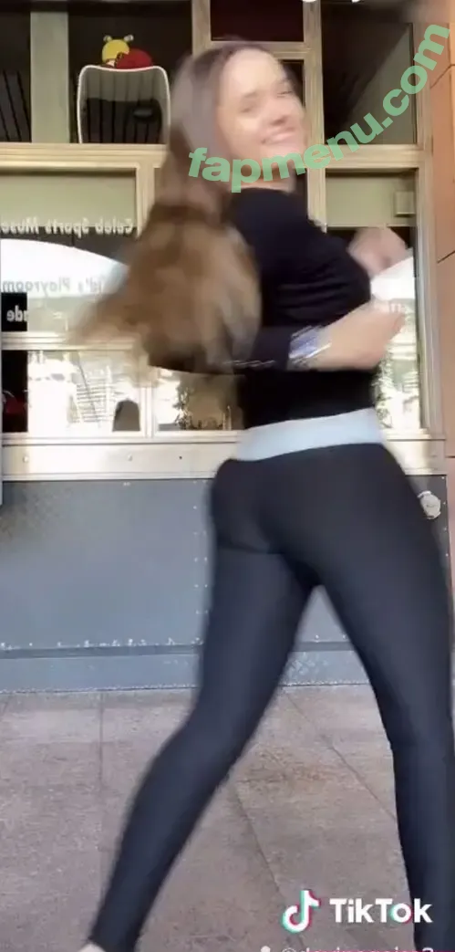 Davina Geiss nude photo #0107 (davina_geiss / davinageiss / the_real_davina_geiss)