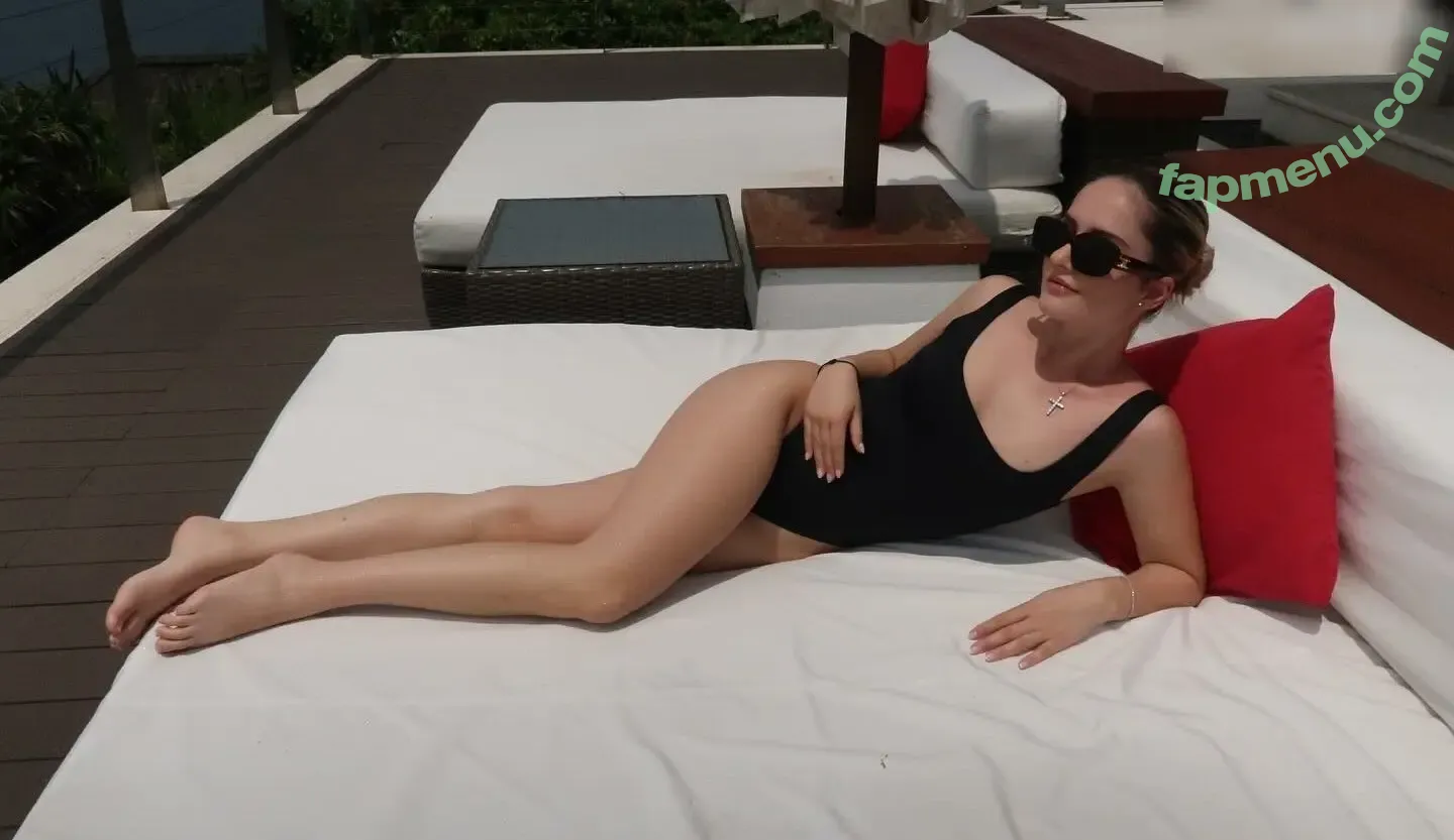 Davina Geiss nude photo #0388 (davina_geiss / davinageiss / the_real_davina_geiss)