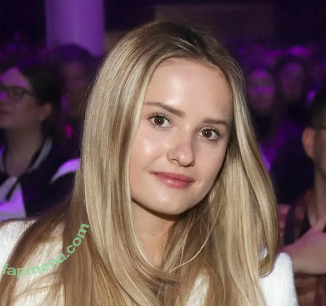 Davina Geiss nude photo #0720 (davina_geiss / the_real_davina_geiss)