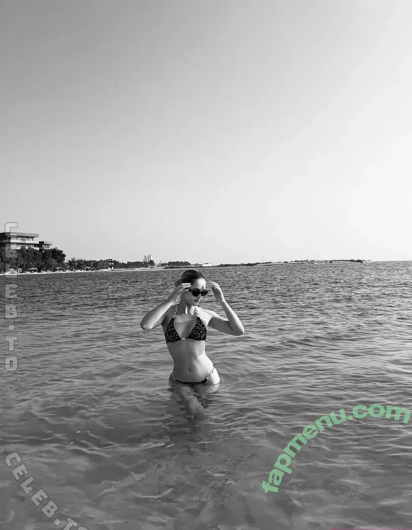 Davina Geiss nude photo #0755 (davina_geiss / davinageiss / the_real_davina_geiss)