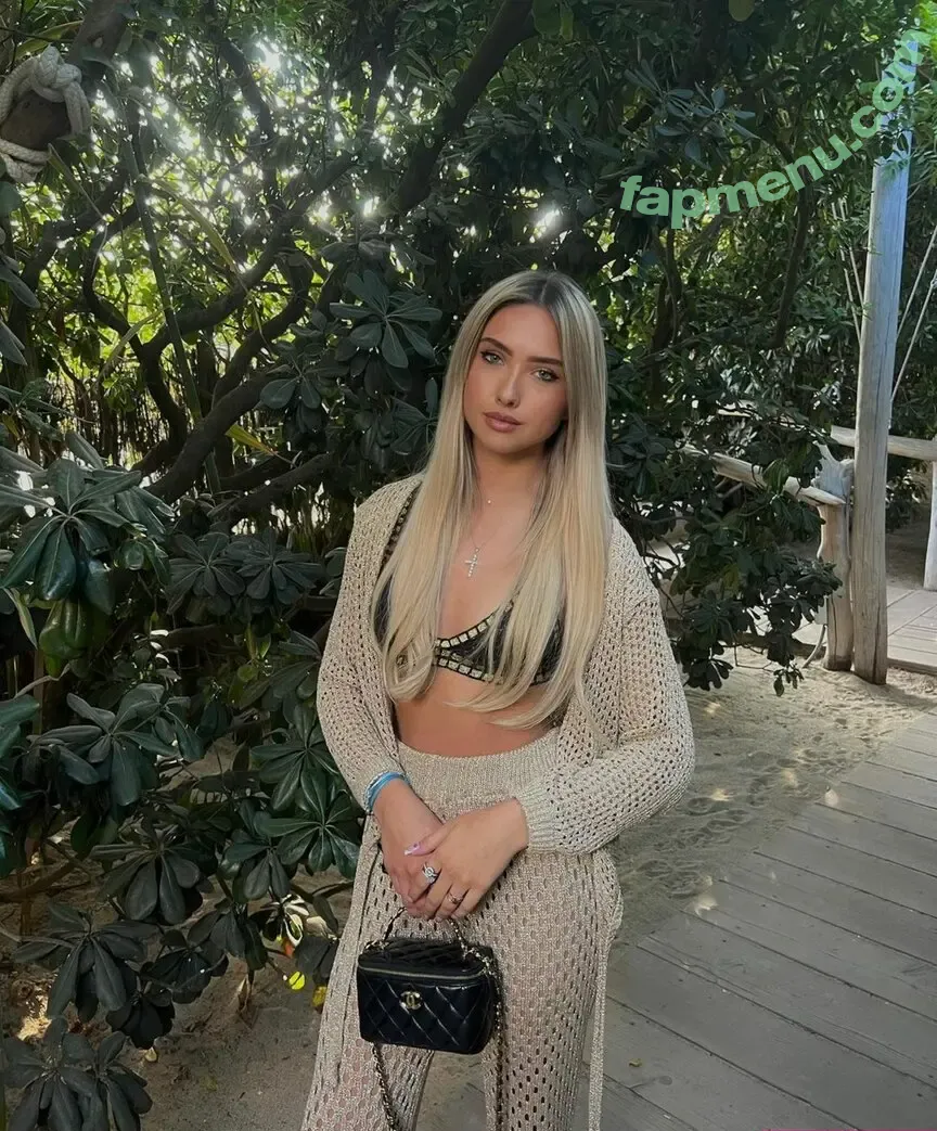 davinageiss nude photo #0002 (davinageiss)
