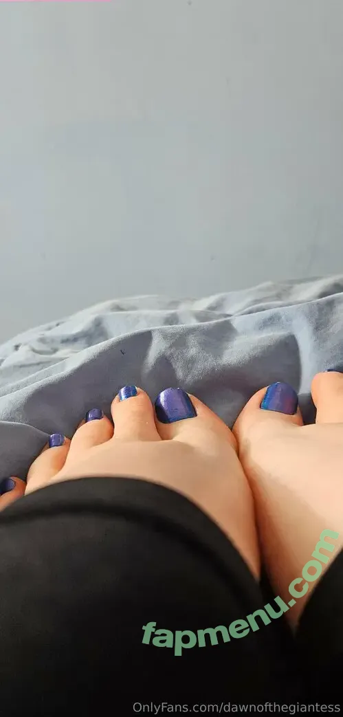 dawnofthegiantess nude photo #0004 (dawnofthegiantess)