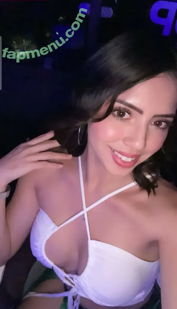 Dayanna Vigil nude photo #0001 (dayanna_vigil)