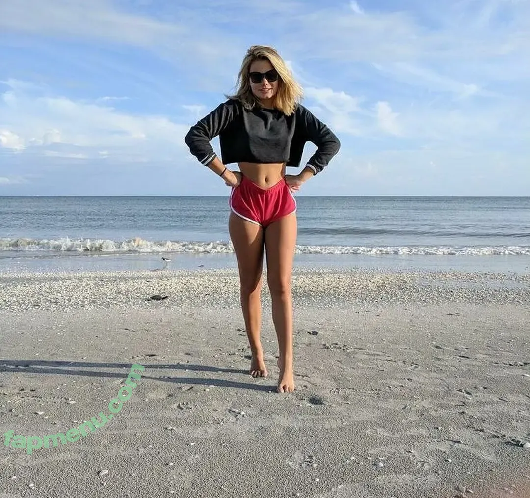 Daylongnaps nude photo #0021 (Daylongnaps)