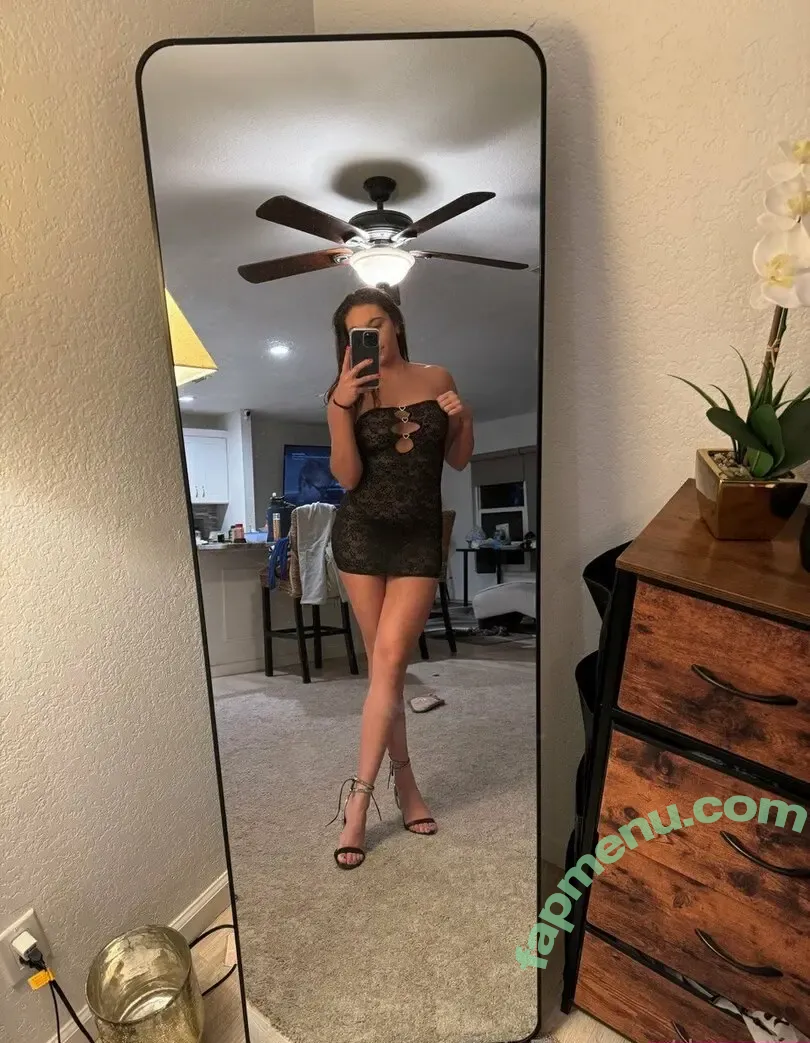 dazeydo nude photo #0020 (dazey.do)