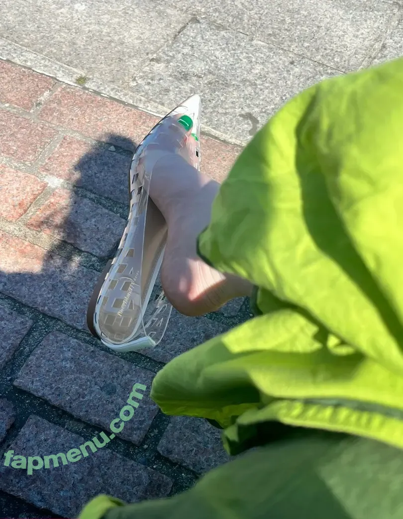 dbzgoth nude photo #0201 (dbzgothbecca)