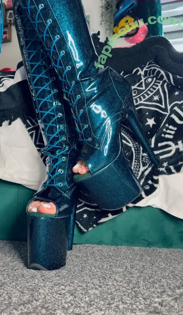 dbzgoth nude photo #0206 (dbzgothbecca)