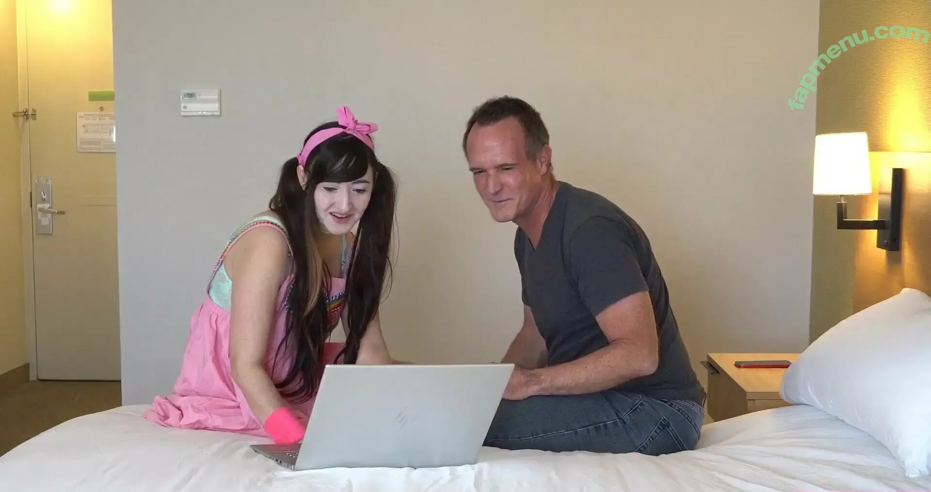 dctrousersnake nude photo #0084 (dctrousersnake)