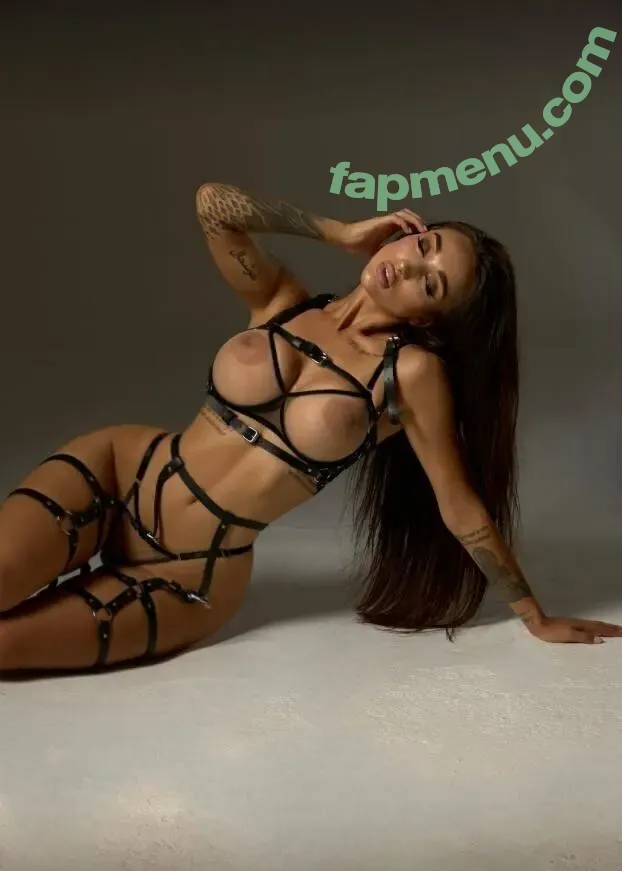 dddiiii nude photo #0055 (dddiiii)