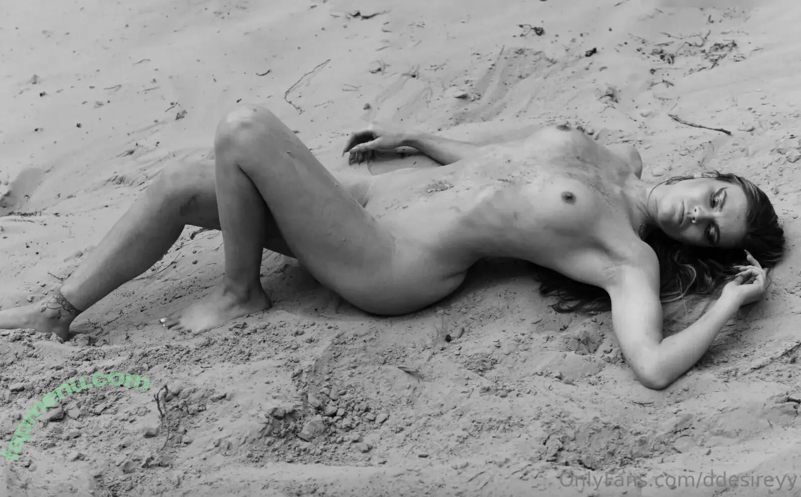 Ddesireyy nude photo #0016 (Ddesireyy)