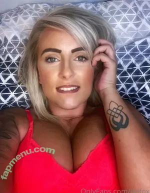 ddfox / ddfoxxmusic nude photo #0001