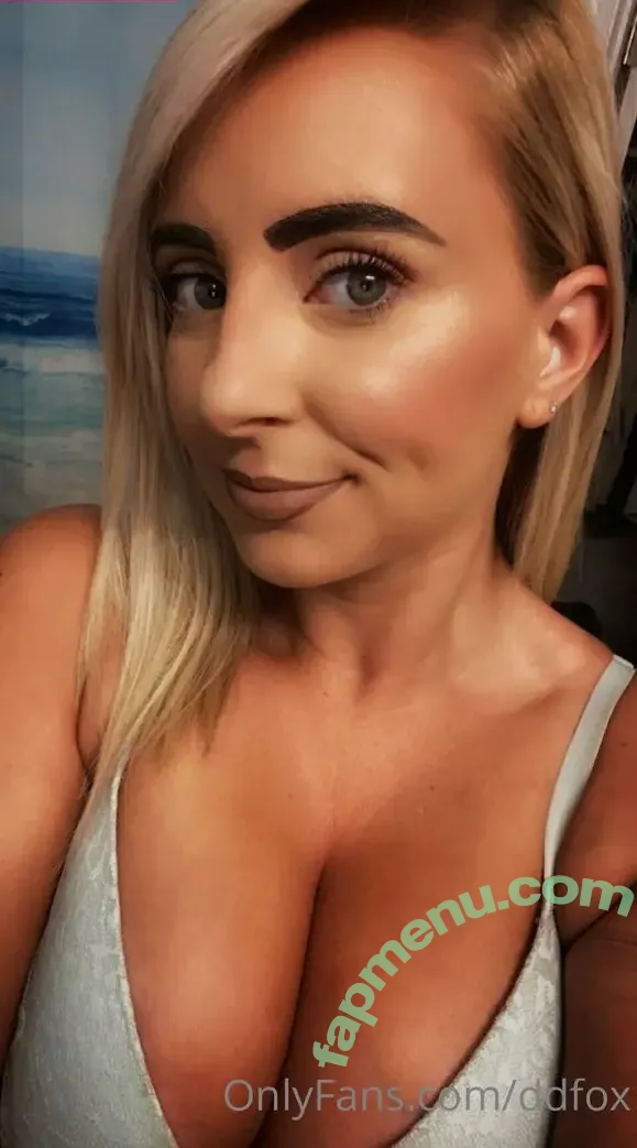 ddfox nude photo #0028 (ddfoxxmusic)