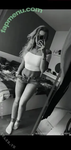 De_leonii nude photo #0076