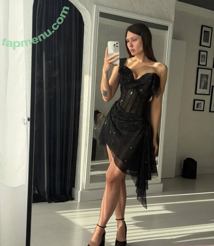 DEAD BLONDE nude photo #0021 (Dead__Blonde)