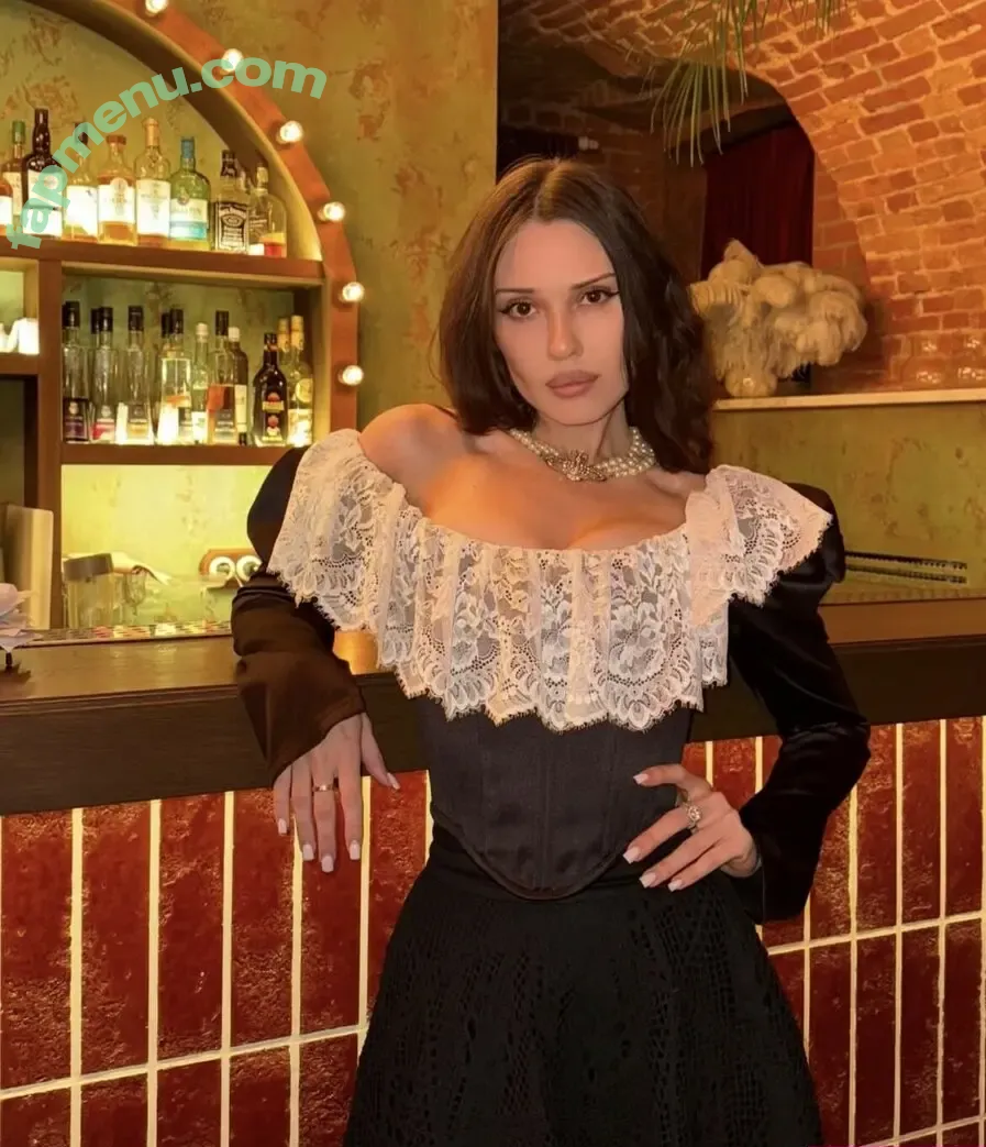 DEAD BLONDE nude photo #0039 (Dead__Blonde)