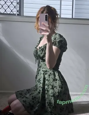 DeadlyKitten's Kofi / deadlykittenttv nude photo #0081