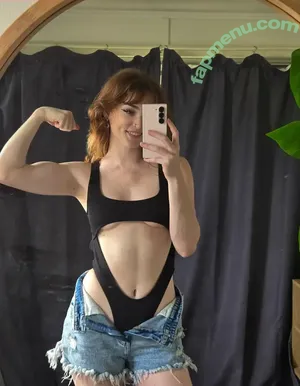 DeadlyKitten's Kofi / deadlykittenttv nude photo #0083