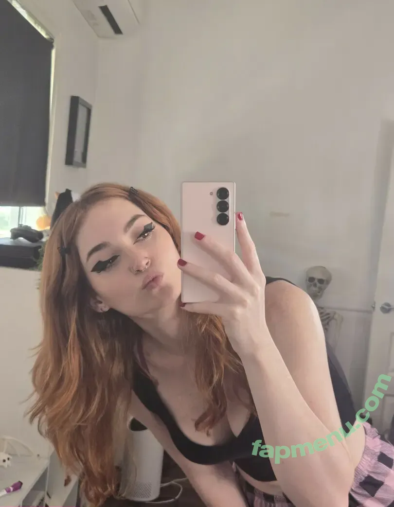 DeadlyKitten's Kofi nude photo #0085 (deadlykittenttv)