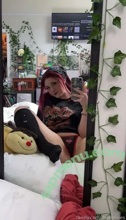Deadpixieguts nude photo #0208 (Deadpixieguts)