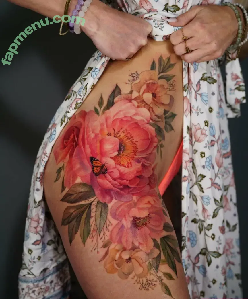 Deanna James nude photo #0032 (Tattoo Artist / deanna_art)