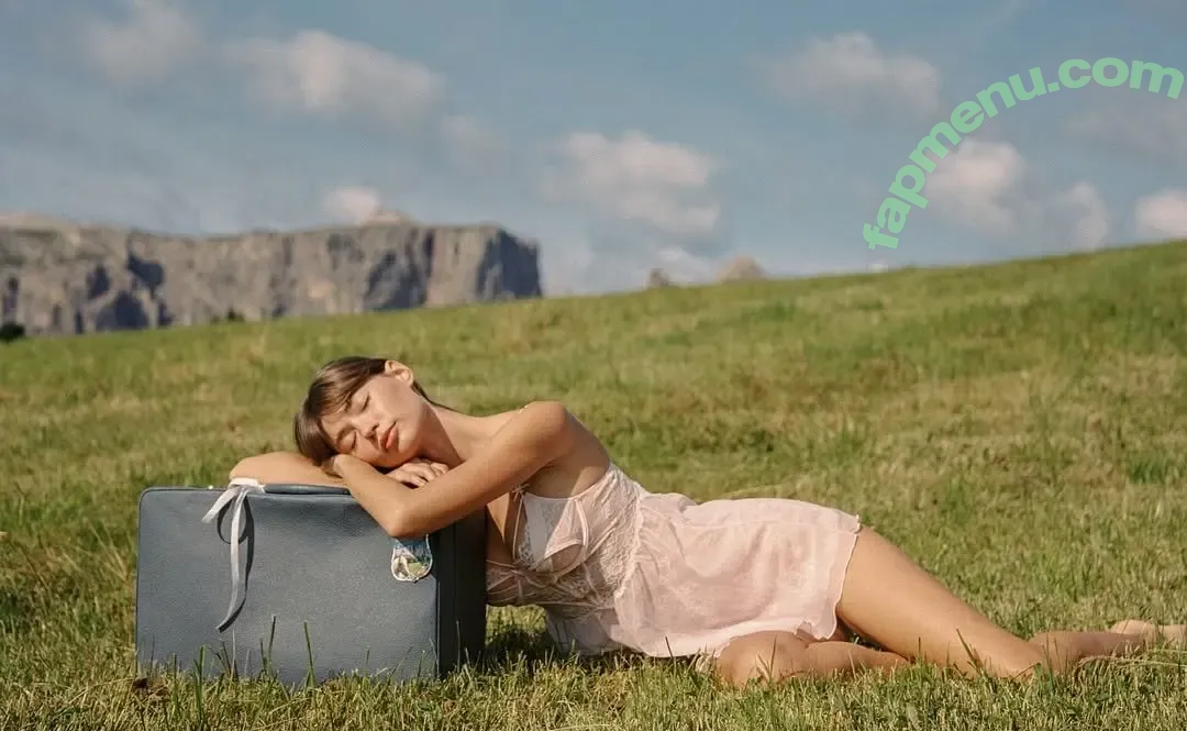 DeanRalphs nude photo #0088 (Anna.Ralphs / _anna_ralphs_)