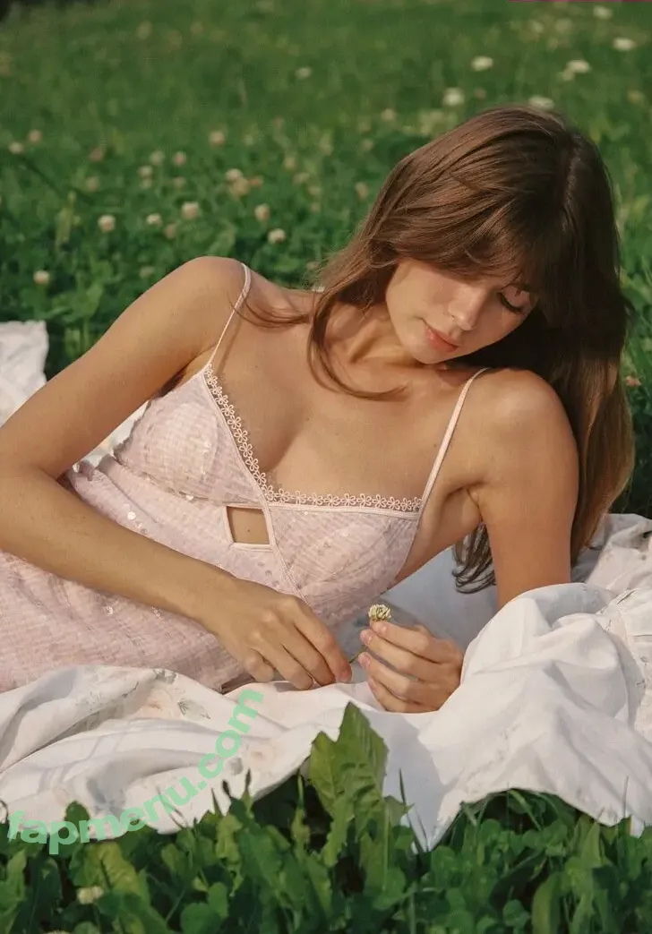 DeanRalphs nude photo #0092 (Anna.Ralphs / _anna_ralphs_)