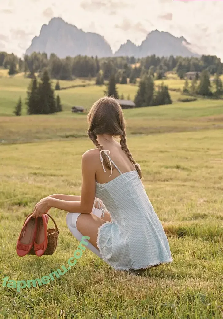 DeanRalphs nude photo #0107 (Anna.Ralphs / _anna_ralphs_)