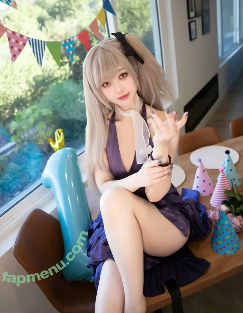 Dear Chuu nude photo #0067 (dear.chuu / dearchuutoro)