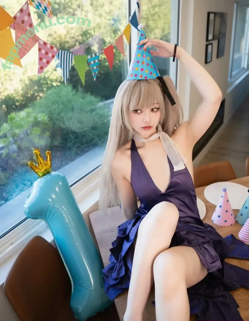 Dear Chuu nude photo #0068 (dear.chuu / dearchuutoro)