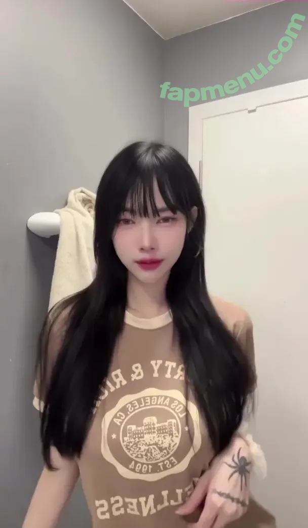 deardearrrii nude photo #0198 (deardearr_ / ɪᴅᴇᴀʀ)